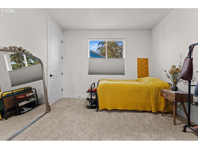 7722 Se Tolman St 3, Portland, OR 97206