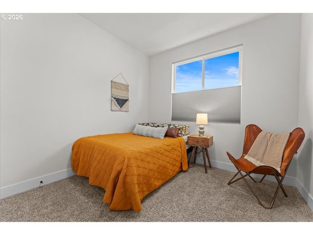 7722 Se Tolman St 3, Portland, OR 97206