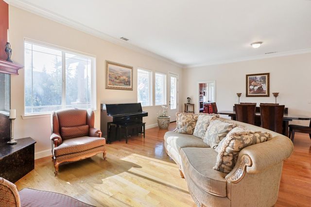 915 Eden Valley Rd, Colfax, CA 95713