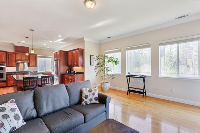 915 Eden Valley Rd, Colfax, CA 95713