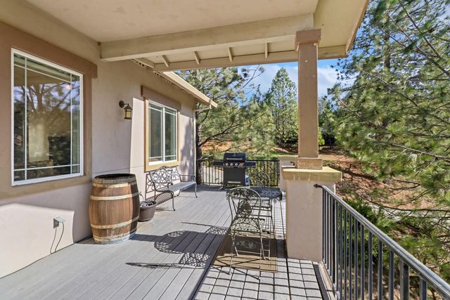 915 Eden Valley Rd, Colfax, CA 95713