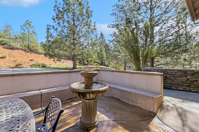 915 Eden Valley Rd, Colfax, CA 95713