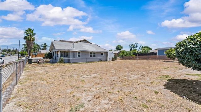 1099 W Congress Street, San Bernardino, CA 92410