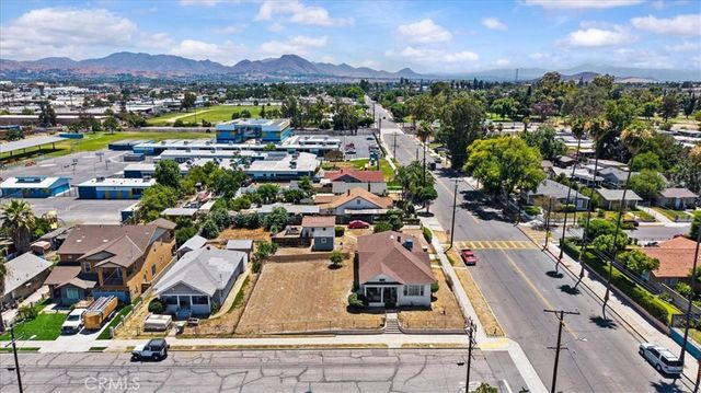 1099 W Congress Street, San Bernardino, CA 92410