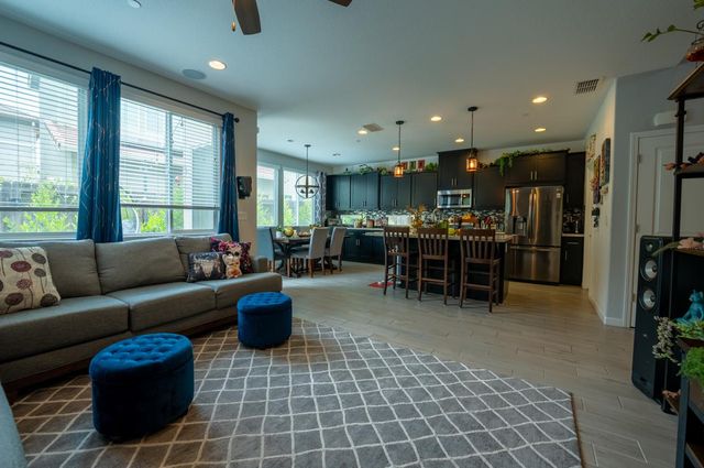 1038 Bridlewood Dr, Rocklin, CA 95765