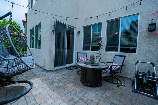 1038 Bridlewood Dr, Rocklin, CA 95765