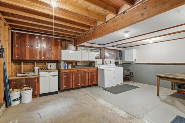 16730 Laurel Road, Los Gatos, CA 95033