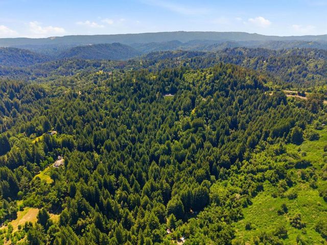 16730 Laurel Road, Los Gatos, CA 95033