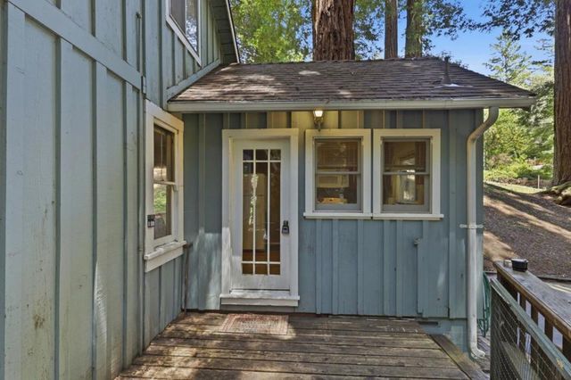 16730 Laurel Road, Los Gatos, CA 95033