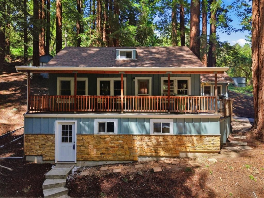 16730 Laurel Road, Los Gatos, CA 95033