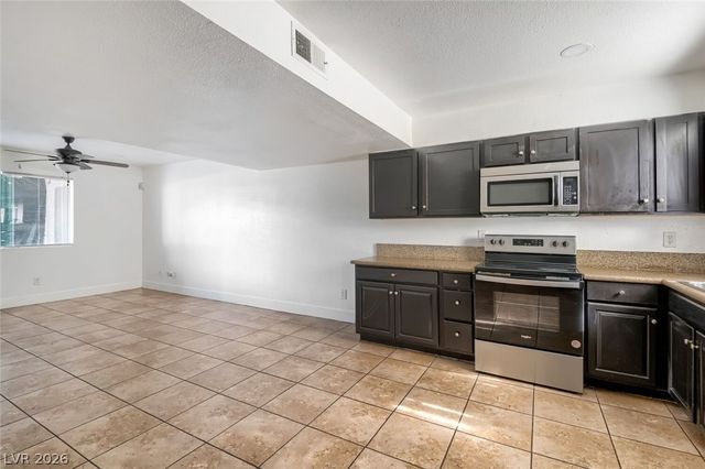 3501 Rio Robles Drive B, North Las Vegas, NV 89030