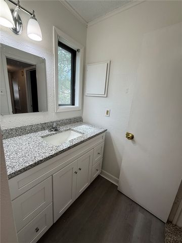 4405 Carter Creek Parkway 3, Bryan, TX 77802