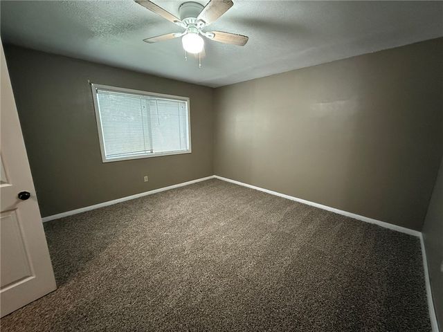 4405 Carter Creek Parkway 3, Bryan, TX 77802