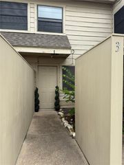 4405 Carter Creek Parkway 3, Bryan, TX 77802
