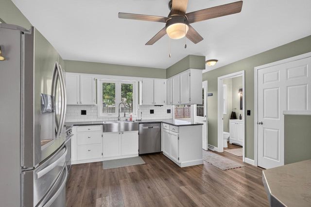 2111 Kenwood Avenue, Janesville, WI 53545