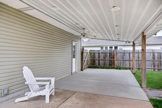 2111 Kenwood Avenue, Janesville, WI 53545