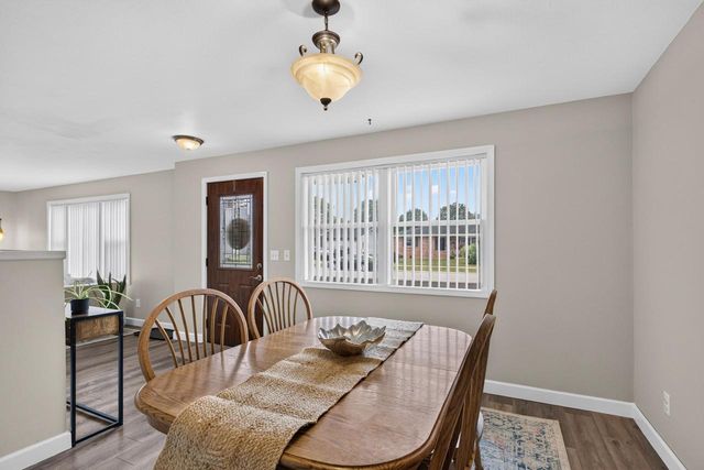 2111 Kenwood Avenue, Janesville, WI 53545