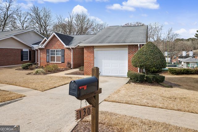 130 Cornwallis Way, Fayetteville, GA 30214