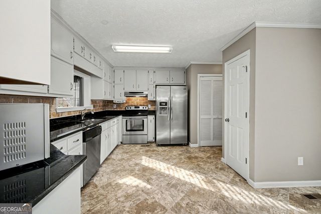 130 Cornwallis Way, Fayetteville, GA 30214