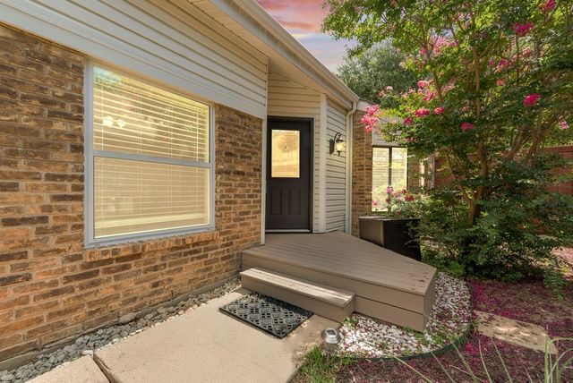 14826 Le Grande Drive, Addison, TX 75001