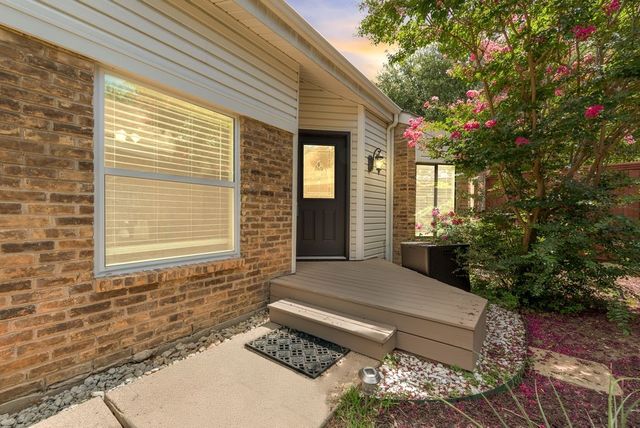 14826 Le Grande Drive, Addison, TX 75001