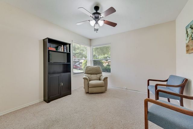 14826 Le Grande Drive, Addison, TX 75001