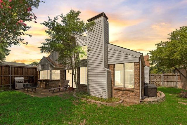 14826 Le Grande Drive, Addison, TX 75001