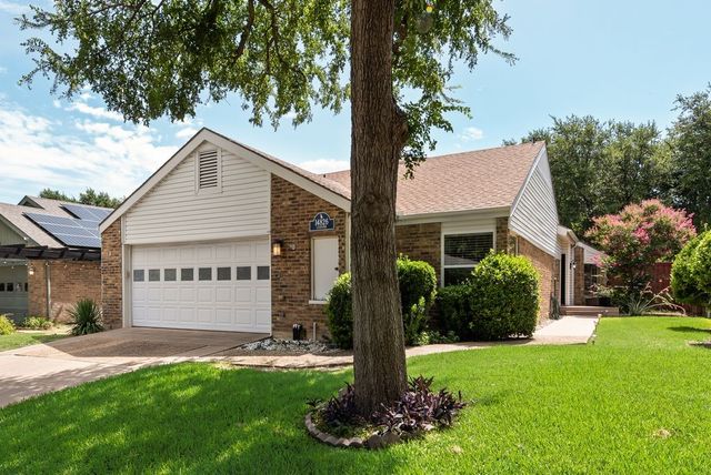 14826 Le Grande Drive, Addison, TX 75001