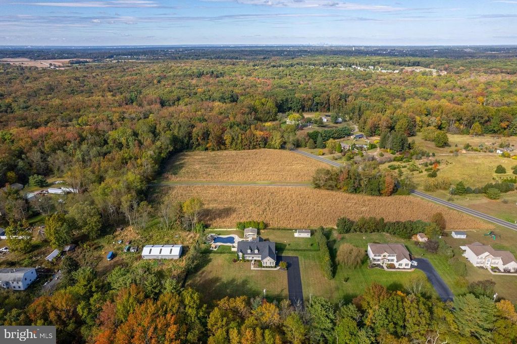 812 LINCOLN RD, Mullica Hill, NJ 08062