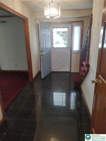 1755 peachtree Circle, Whitehall Twp, PA 18052