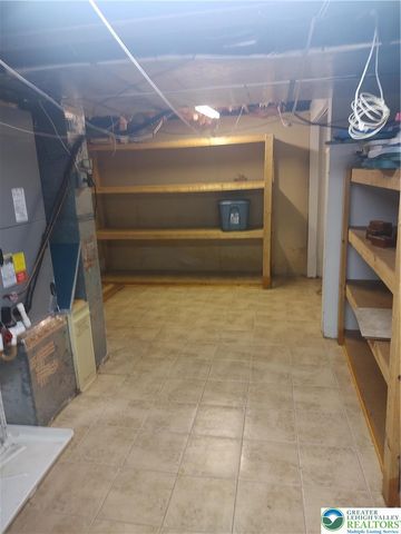 1755 peachtree Circle, Whitehall Twp, PA 18052