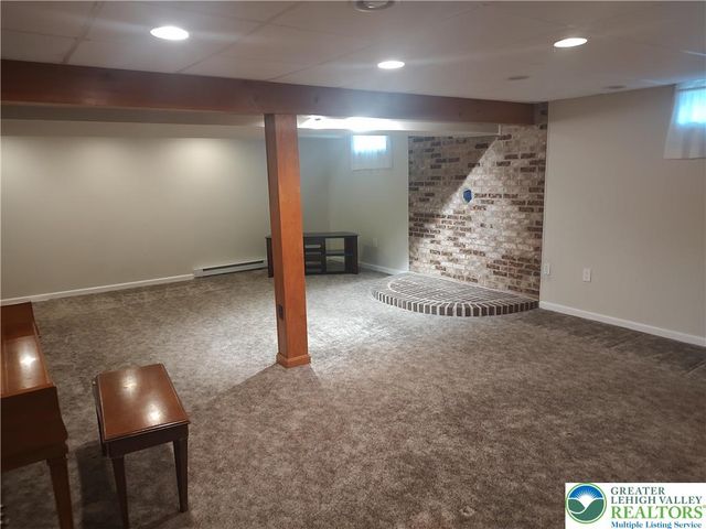 1755 peachtree Circle, Whitehall Twp, PA 18052