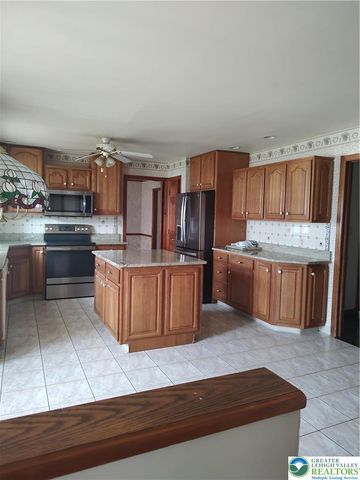 1755 peachtree Circle, Whitehall Twp, PA 18052