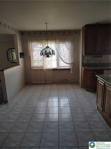 1755 peachtree Circle, Whitehall Twp, PA 18052