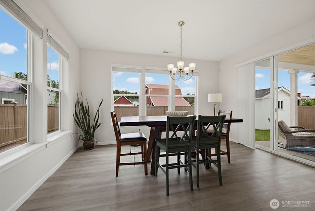 956 E Rawson Avenue, Buckley, WA 98321