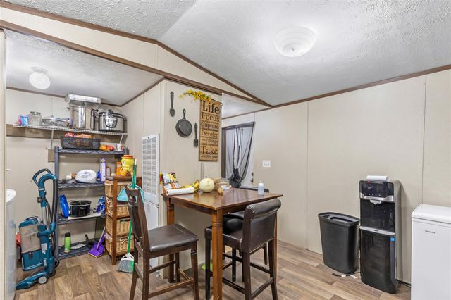 440 Petersburg Drive, Livingston, TX 77351