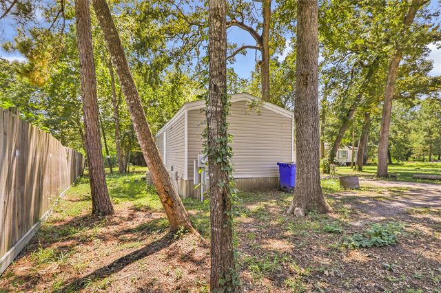 440 Petersburg Drive, Livingston, TX 77351