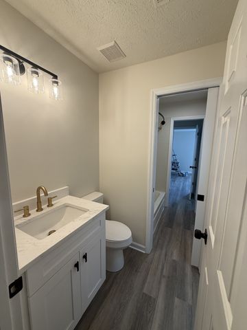 430 Walton Ferry Rd Apt 1607, Hendersonville, TN 37075