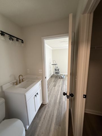 430 Walton Ferry Rd Apt 1607, Hendersonville, TN 37075