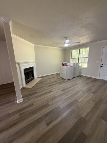 430 Walton Ferry Rd Apt 1607, Hendersonville, TN 37075