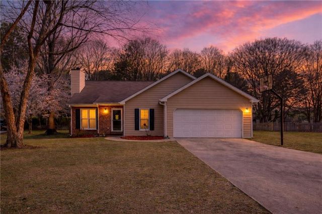 2080 Blackberry Lane, Auburn, GA 30011