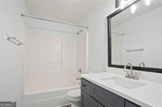 6712 Lakewood Drive, Douglasville, GA 30135