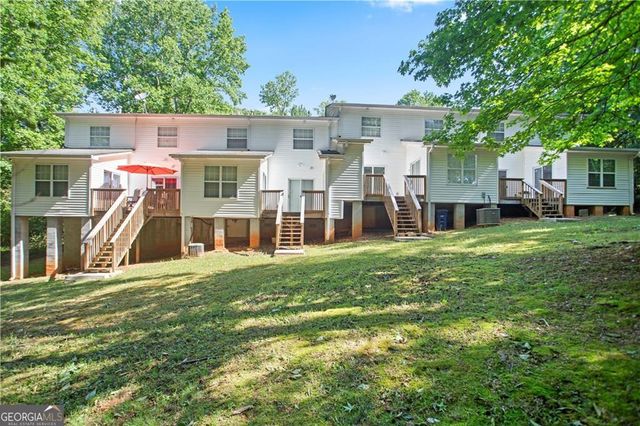 6712 Lakewood Drive, Douglasville, GA 30135