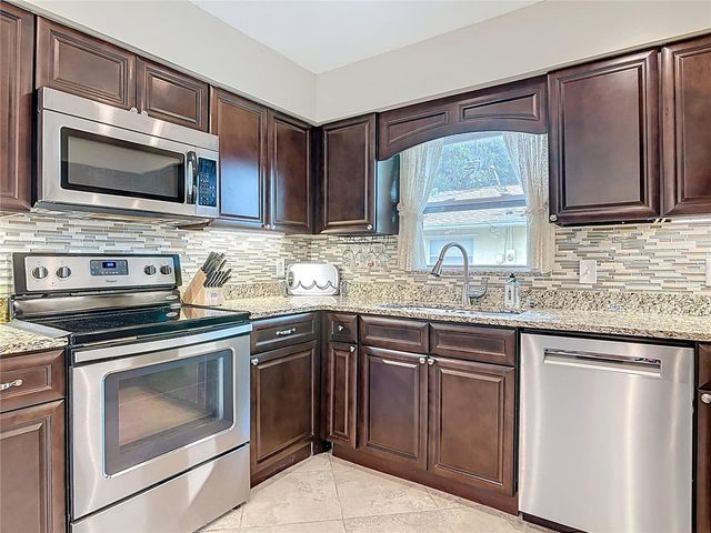 1712 NEEDLE PALM DRIVE, Edgewater, FL 32132