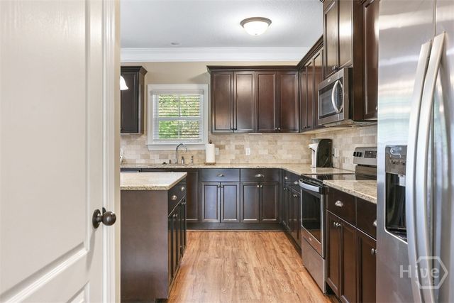 106 Laguna Way, Savannah, GA 31405
