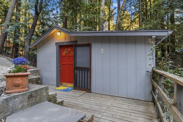 495 Primavera Road, Boulder Creek, CA 95006