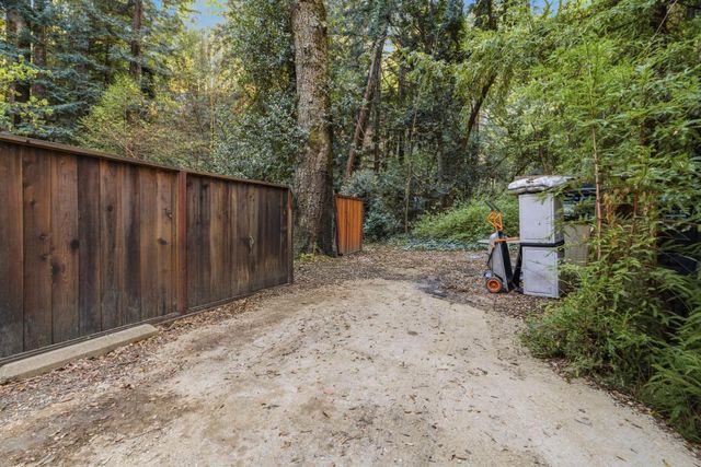 495 Primavera Road, Boulder Creek, CA 95006