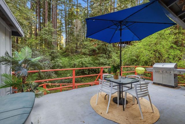 495 Primavera Road, Boulder Creek, CA 95006