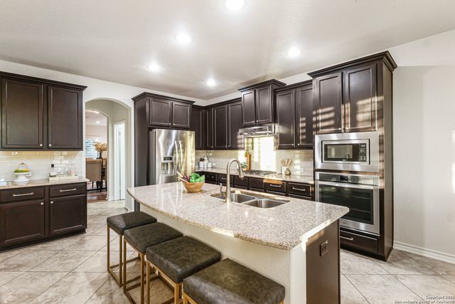 18043 Muir Glen, San Antonio, TX 78257