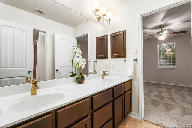 18043 Muir Glen, San Antonio, TX 78257